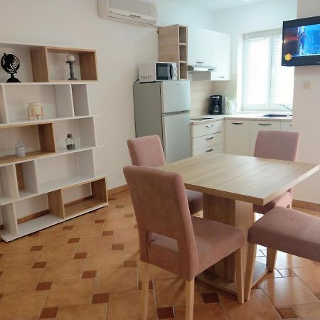 Apartment Koruna Medulin Bagian luar foto