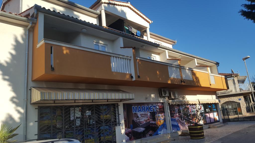 Apartment Koruna Medulin Bagian luar foto