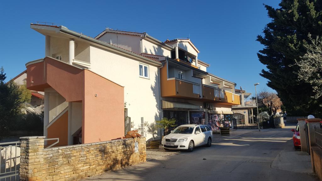 Apartment Koruna Medulin Bagian luar foto