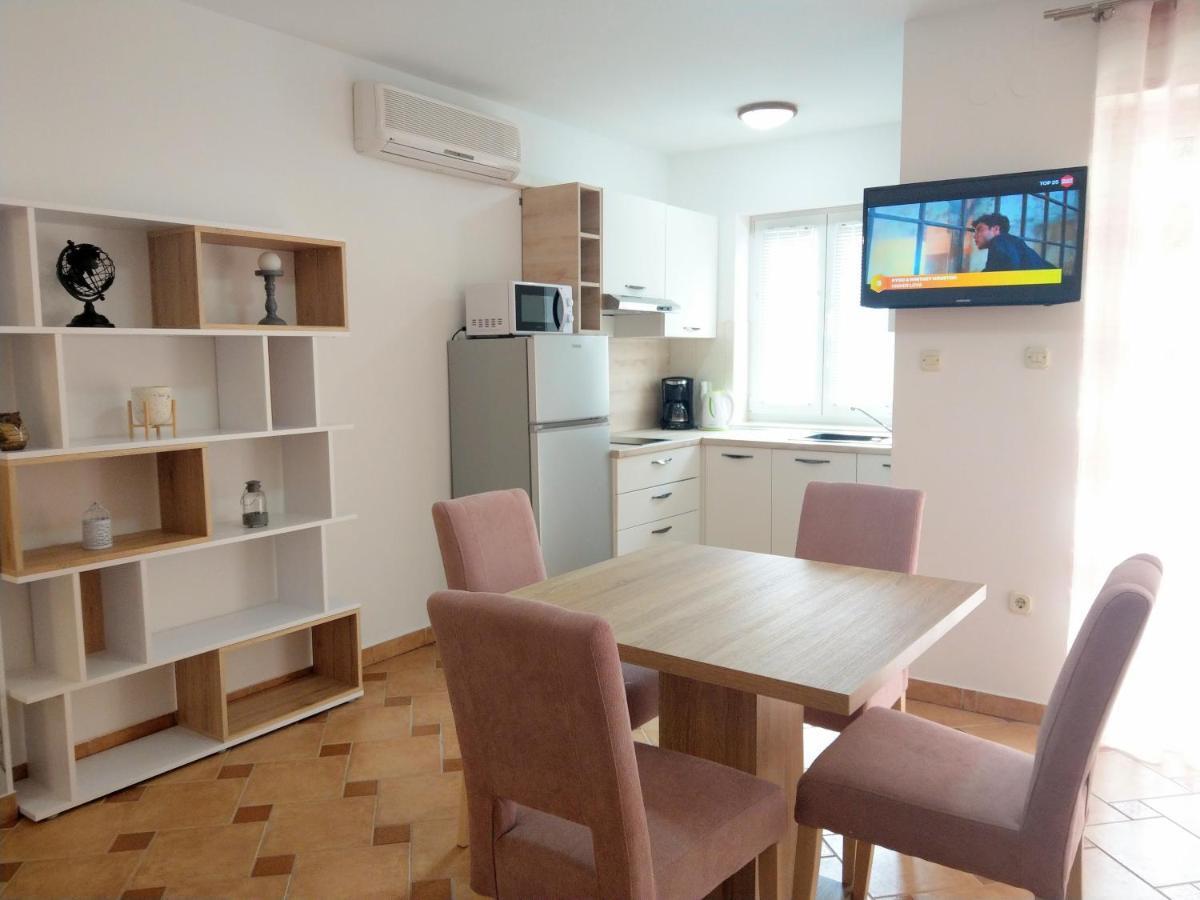 Apartment Koruna Medulin Bagian luar foto