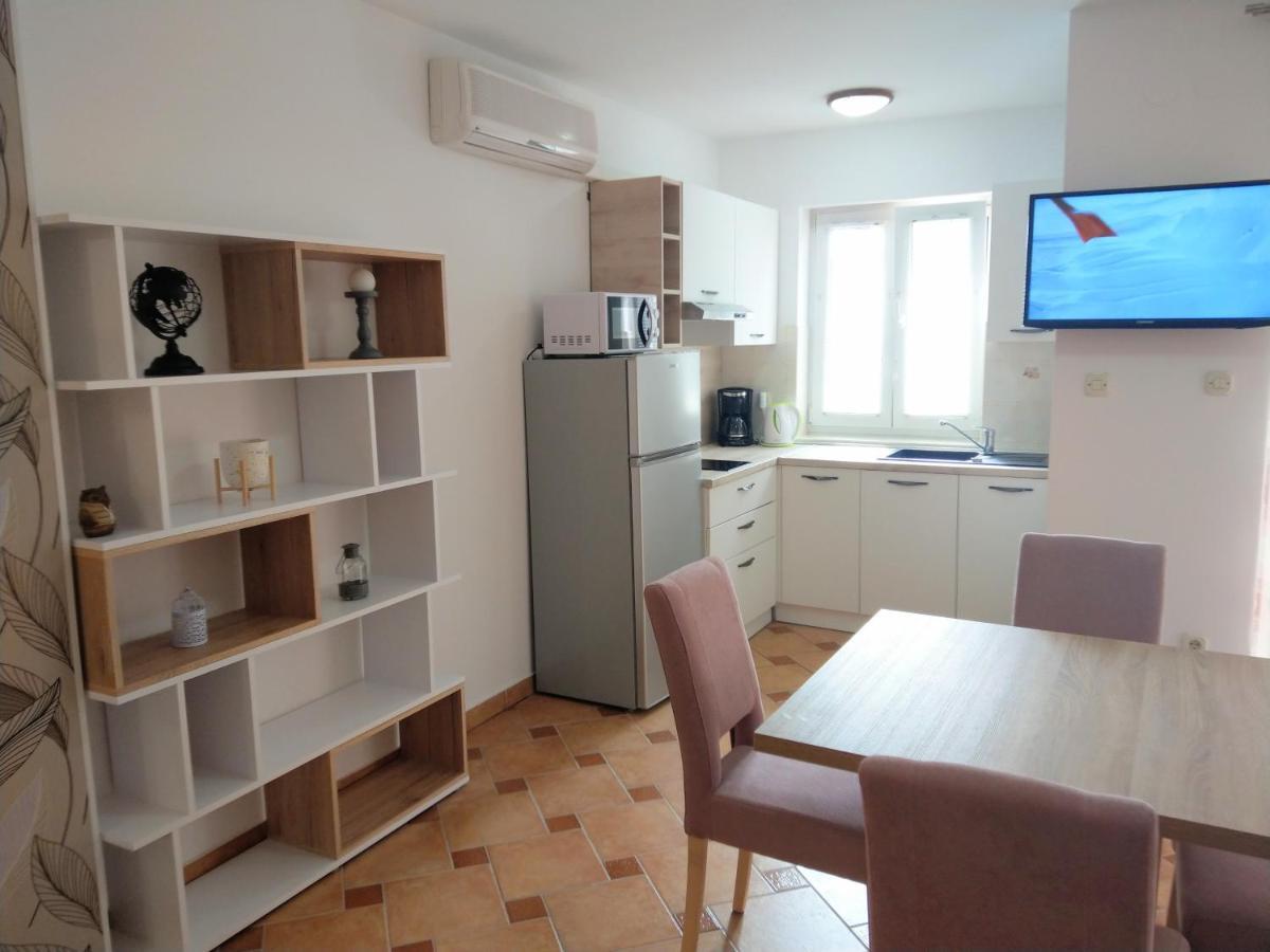 Apartment Koruna Medulin Bagian luar foto
