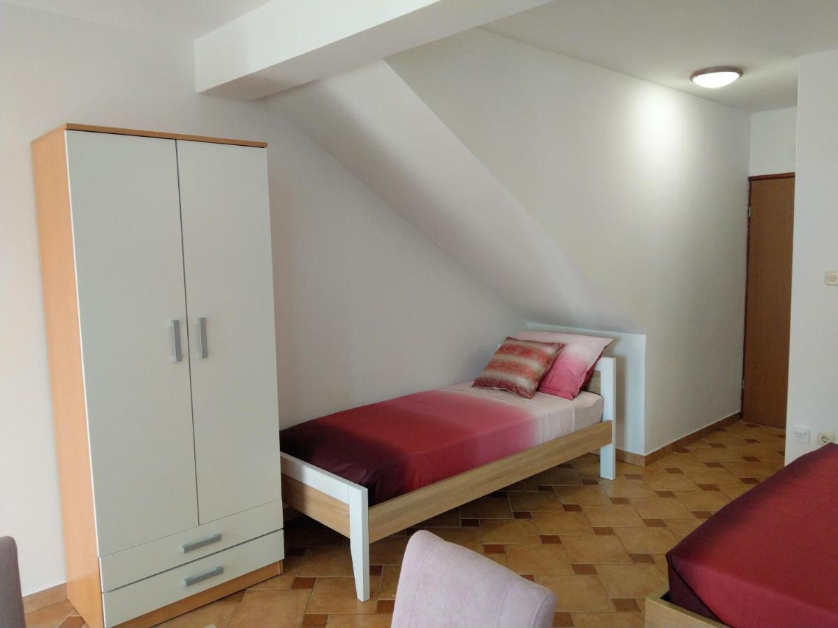 Apartment Koruna Medulin Bagian luar foto